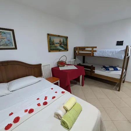 Daire Zhizelle Xhamllik'apartment *